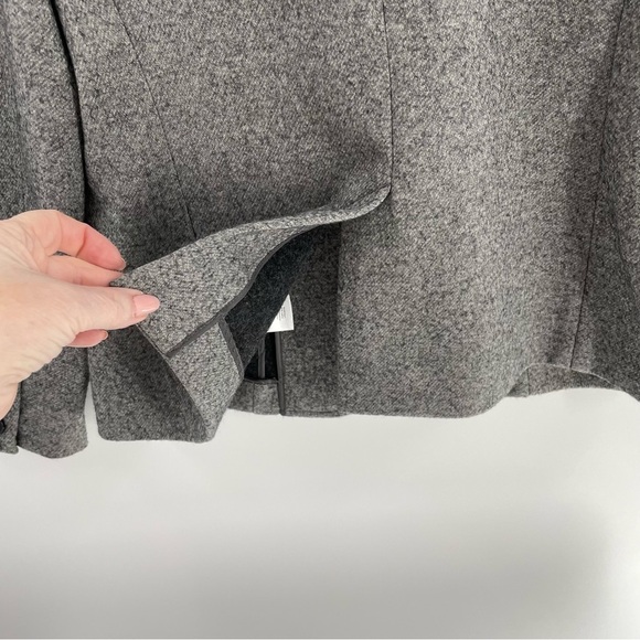 Talbots Gray Wool Blend 3 Button Classic Neutral Minimalist Pockets Blazer - Picture 10 of 14